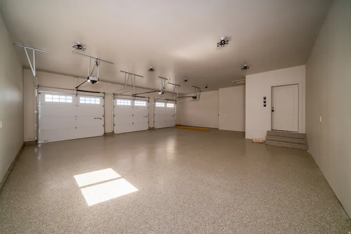 1125 E Center St, Hyde Park, Utah 84318