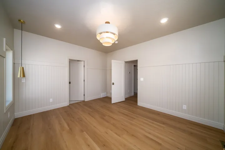 1125 E Center St, Hyde Park, Utah 84318