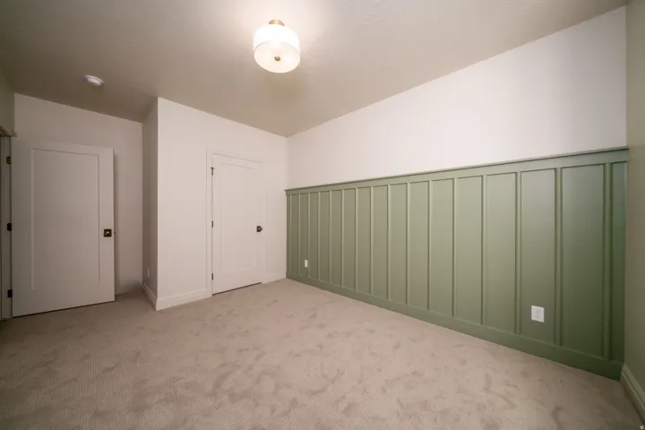 1125 E Center St, Hyde Park, Utah 84318
