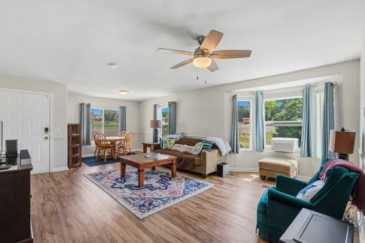 566 S Main St, Lyman, Utah 84749