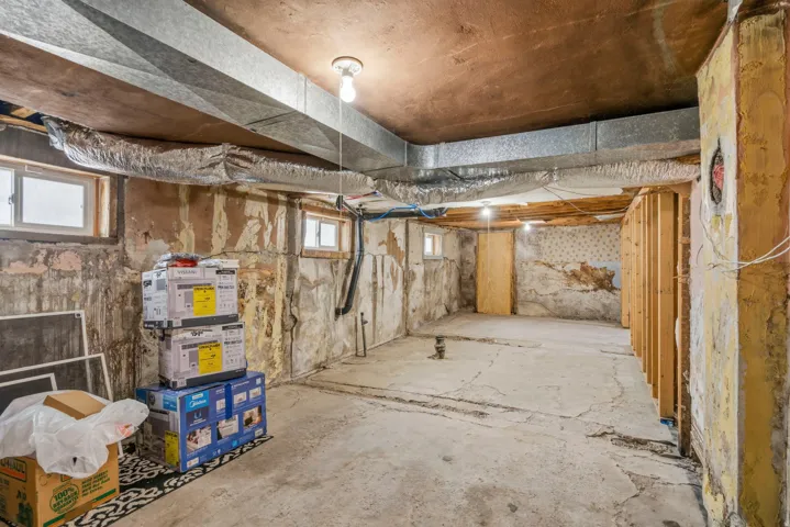 566 S Main St, Lyman, Utah 84749