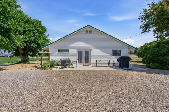 566 S Main St, Lyman, Utah 84749