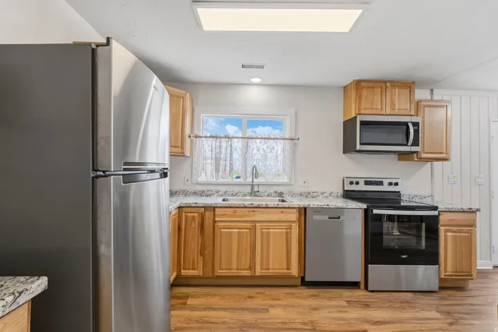 566 S Main St, Lyman, Utah 84749