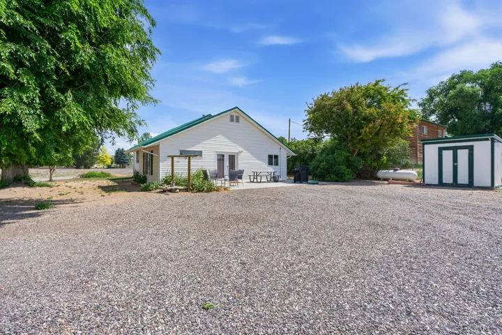 566 S Main St, Lyman, Utah 84749