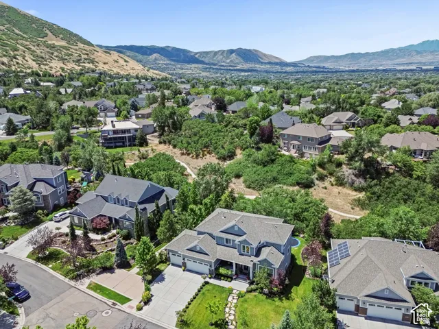 2112 E Tuscany Creek Way, Draper, Utah 84020