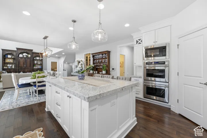 2112 E Tuscany Creek Way, Draper, Utah 84020