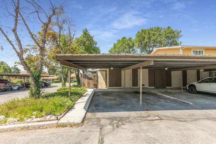 302 E Peach Ln, Bountiful, Utah 84010