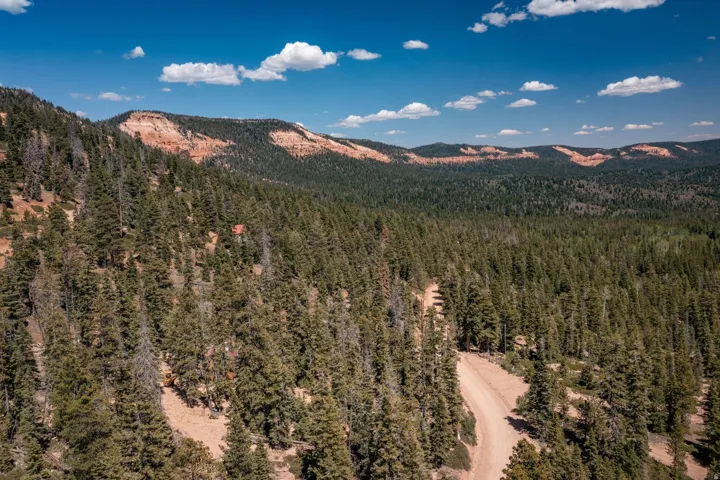 5150 W North Rd, Duck Creek Village, Utah 84762