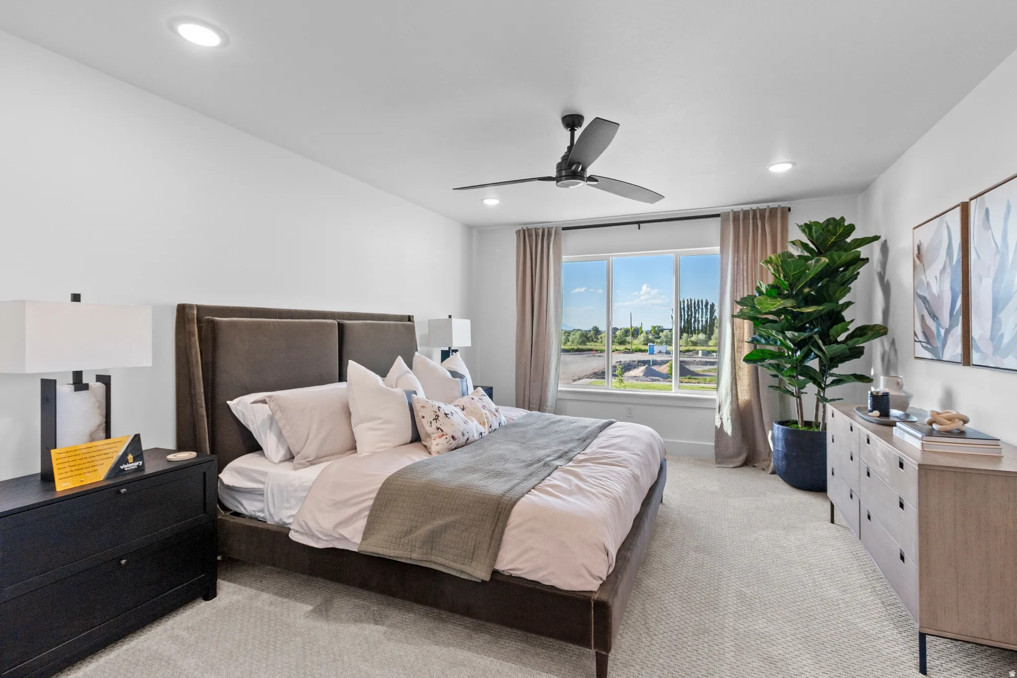 PRIMAY SUITE BEDROOM (PICTURE IS FROM A PREVIOUS HOME...COLORS AND FINISHES MAY BE DIFFERENT)