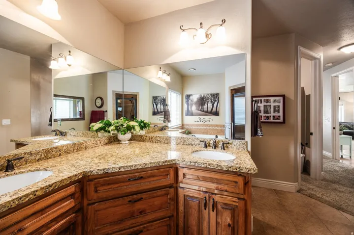 258 E Red Leaf Dr, Draper, Utah 84020