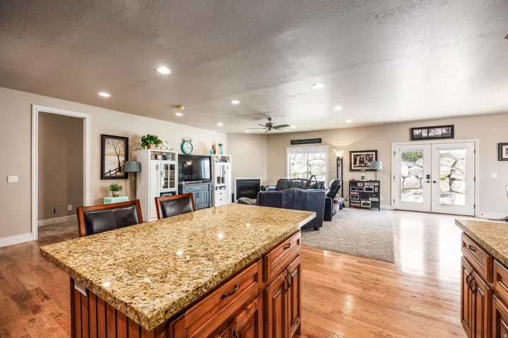 258 E Red Leaf Dr, Draper, Utah 84020
