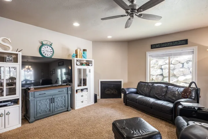 258 E Red Leaf Dr, Draper, Utah 84020