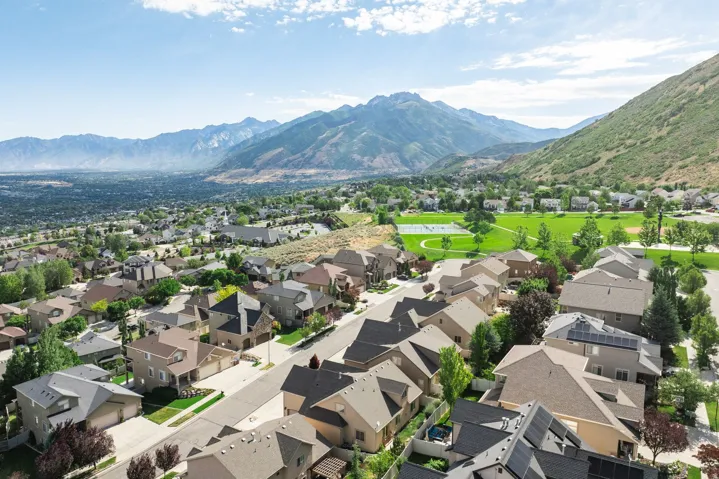 258 E Red Leaf Dr, Draper, Utah 84020