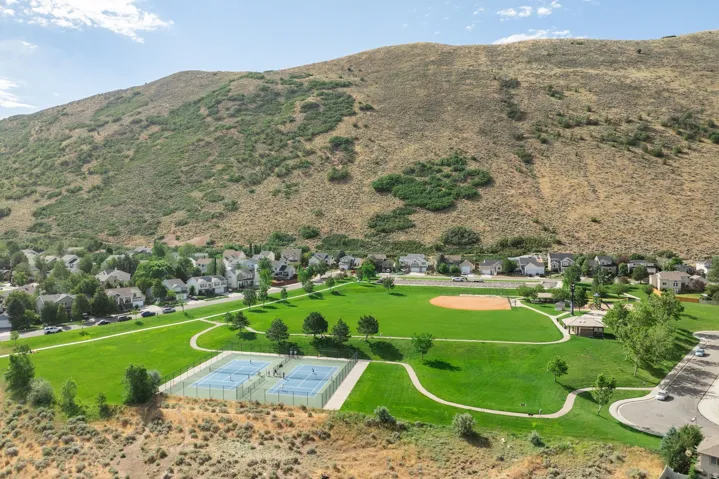 258 E Red Leaf Dr, Draper, Utah 84020