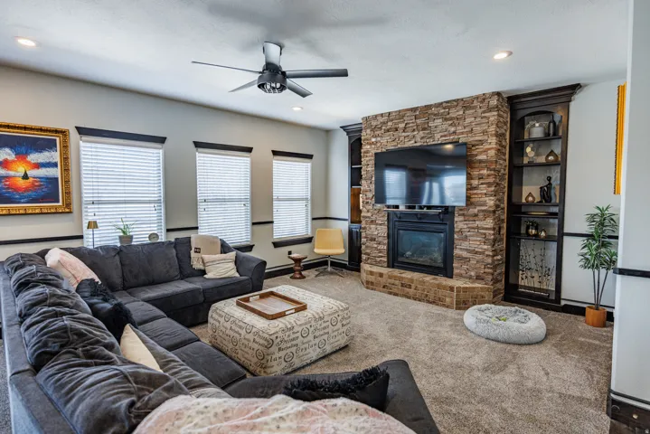 9995 S Caddie Cir, South Jordan, Utah 84009