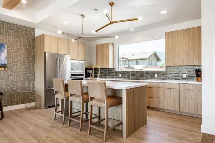 831 N Wellness Dr, Midway, Utah 84049