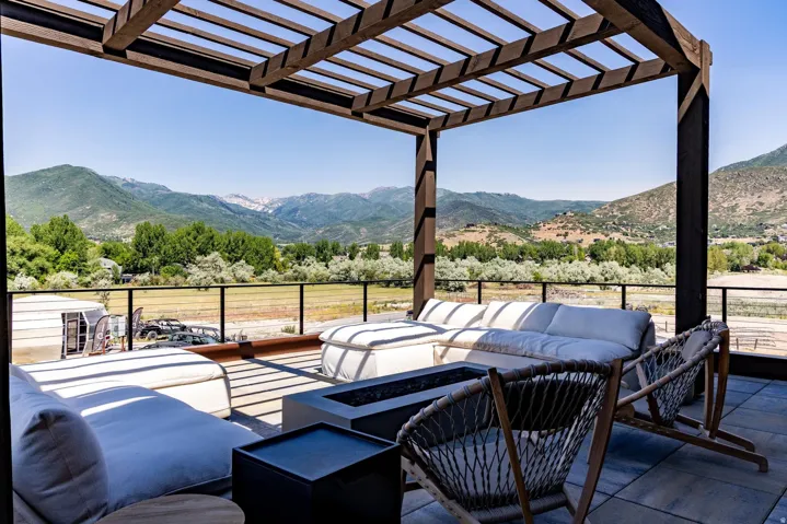 831 N Wellness Dr, Midway, Utah 84049