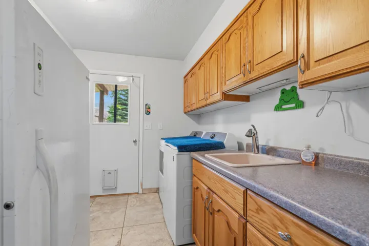 161 E 100 N, Bicknell, Utah 84715