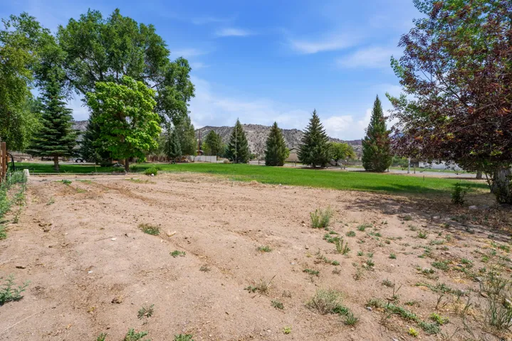 161 E 100 N, Bicknell, Utah 84715