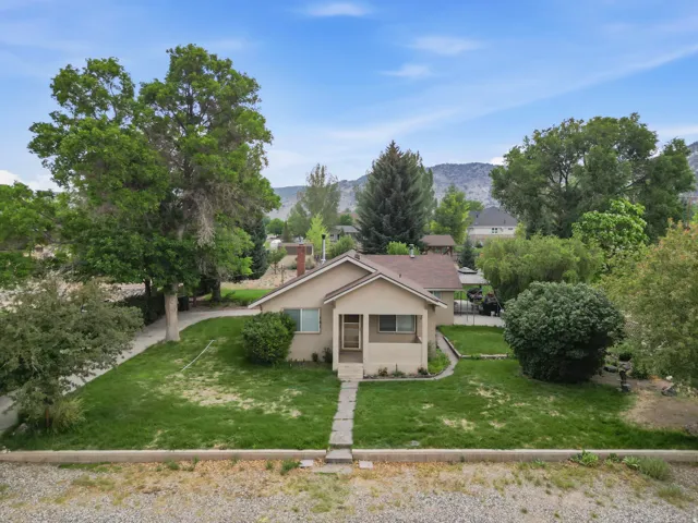 161 E 100 N, Bicknell, Utah 84715