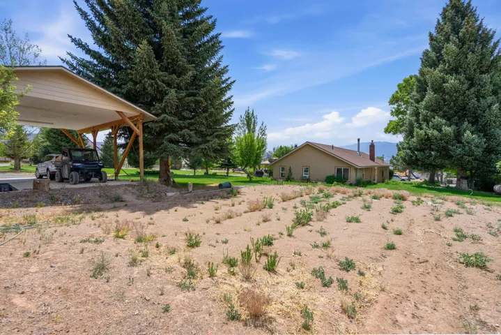 161 E 100 N, Bicknell, Utah 84715