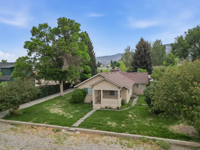 161 E 100 N, Bicknell, Utah 84715
