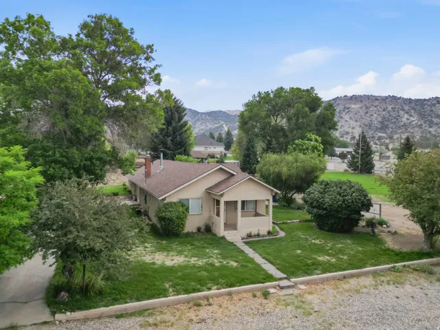 161 E 100 N, Bicknell, Utah 84715