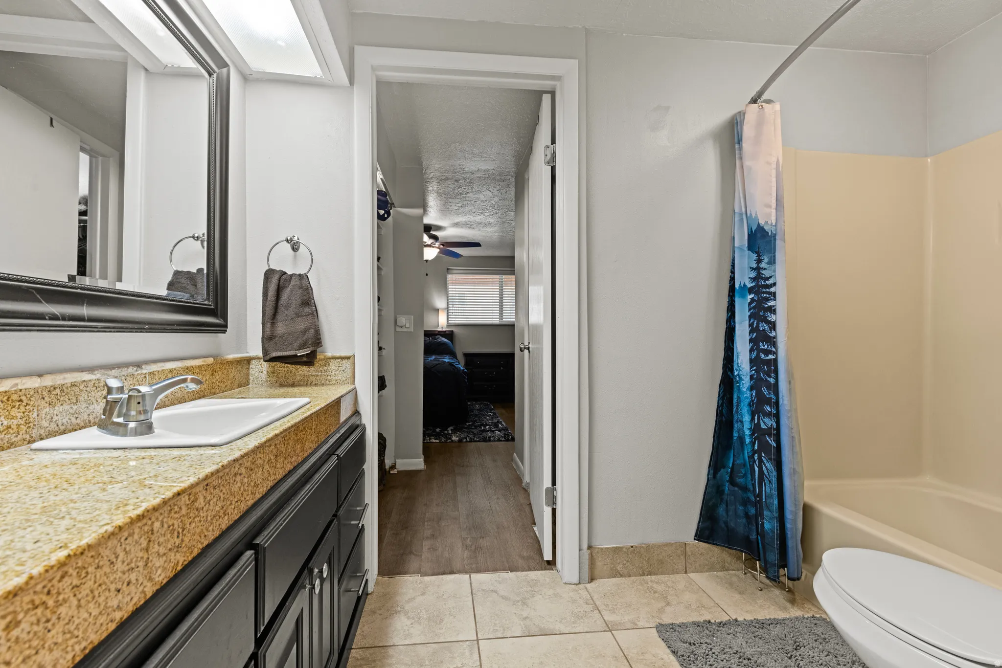 Jack N Jill Bath Primary Suite