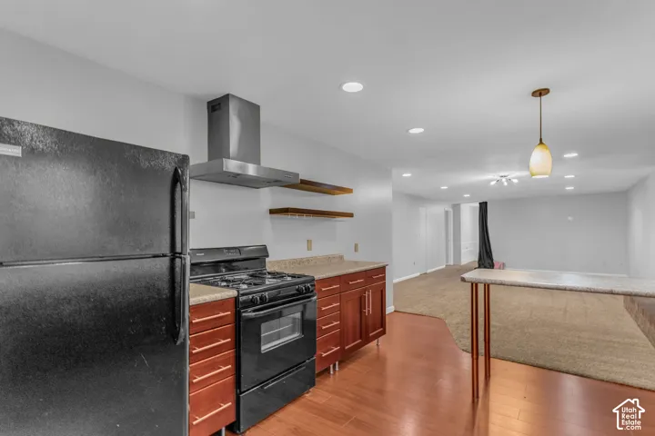 5629 S Laurelwood St, Holladay, Utah 84121