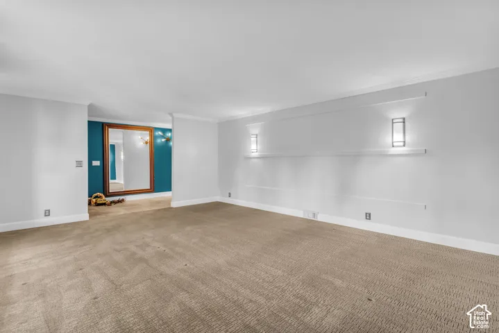 5629 S Laurelwood St, Holladay, Utah 84121