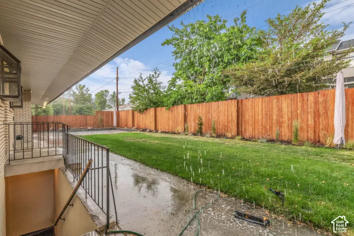 5629 S Laurelwood St, Holladay, Utah 84121