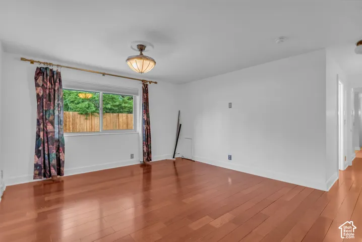 5629 S Laurelwood St, Holladay, Utah 84121