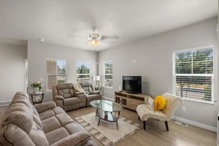 7831 W King Top Rd, Magna, Utah 84044