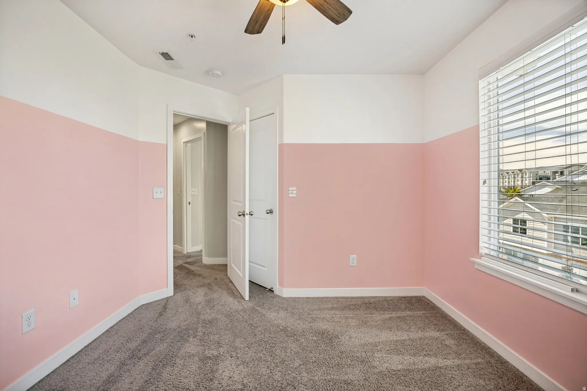 Who gets the pink room?
