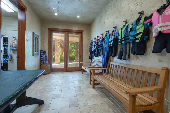 2999 Eastshore Rd, Saint Charles, Idaho 83272