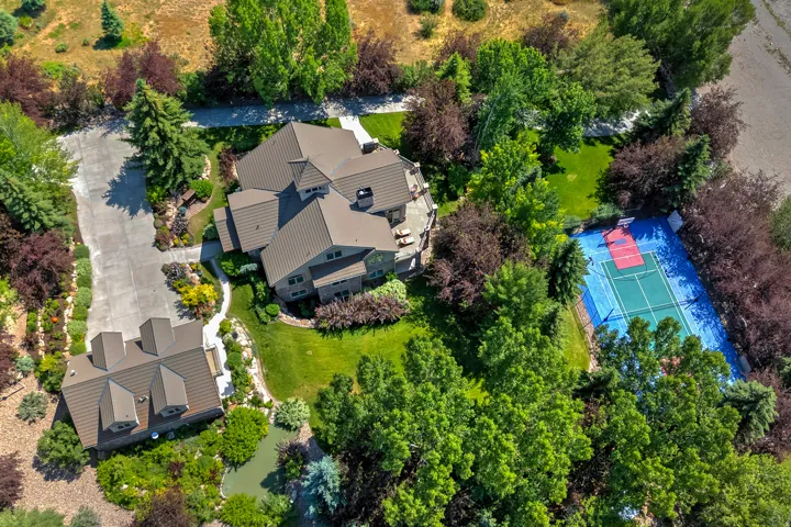 2999 Eastshore Rd, Saint Charles, Idaho 83272