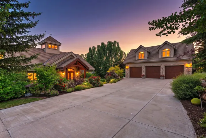 2999 Eastshore Rd, Saint Charles, Idaho 83272