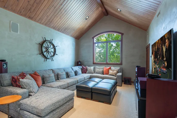 2999 Eastshore Rd, Saint Charles, Idaho 83272