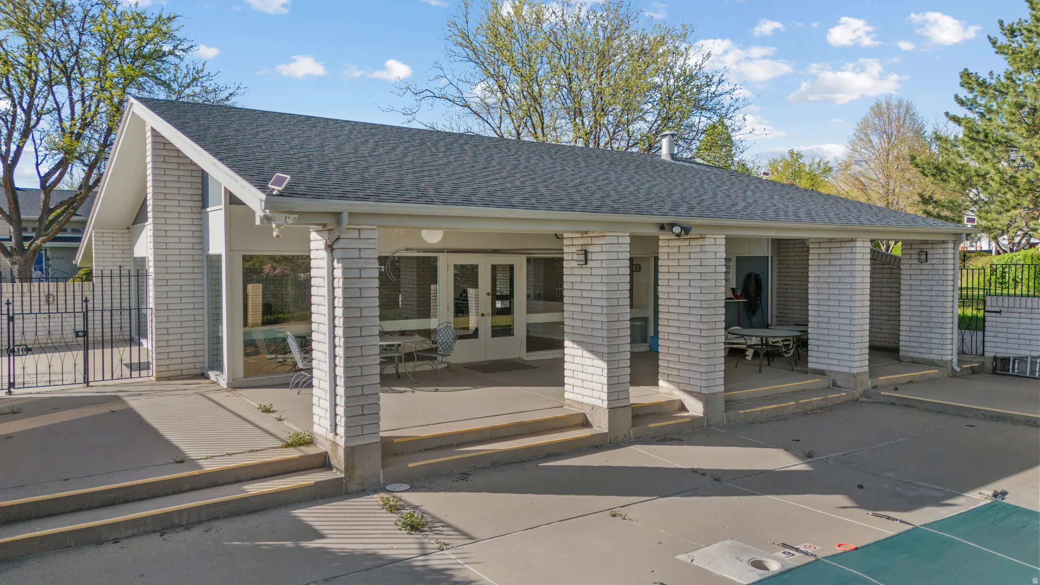 clubhouse