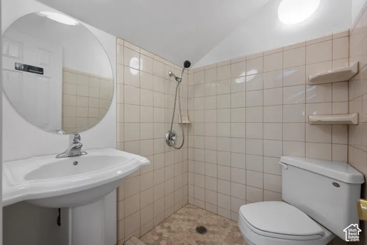 workshop bathroom