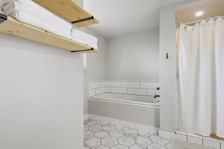 12800 N 1200 E, Cove, Utah 84320