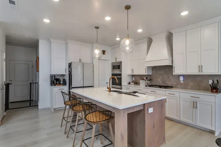 5417 W 3850 S, Hooper, Utah 84315