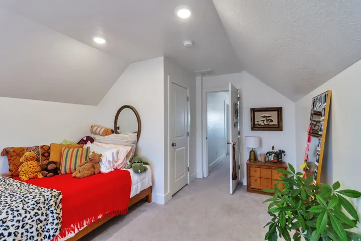 5417 W 3850 S, Hooper, Utah 84315