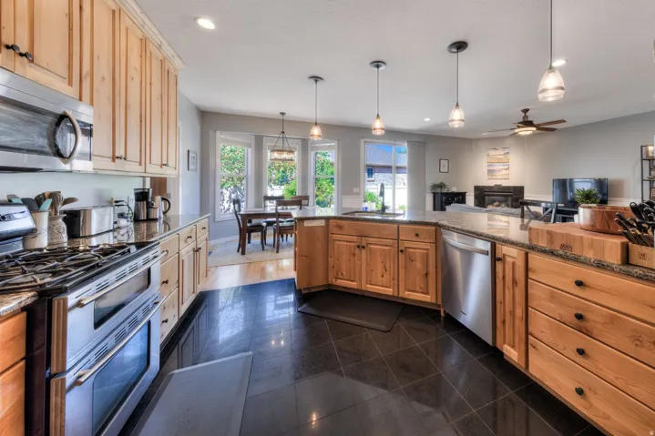 517 E Kiva Dr, Moab, Utah 84532