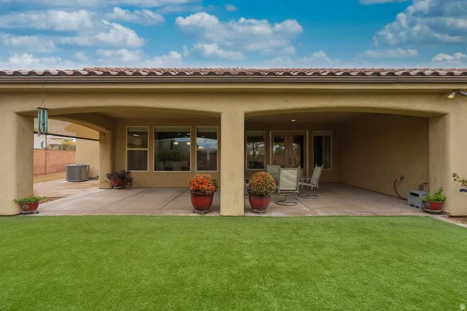 Expansive artificial turf lawn providing a vibrant green space