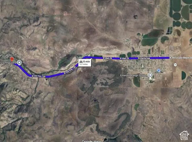 Map. Displaying a route between two points, including road names and travel time