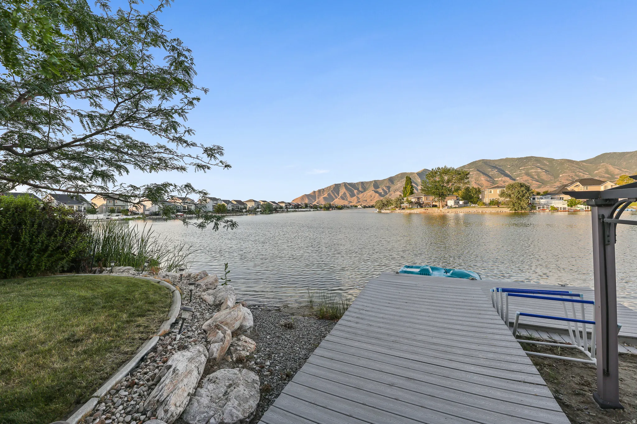 Private lake access with a sturdy dock