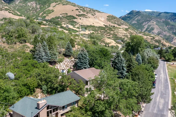 6368 Bybee, Uintah, Utah 84403