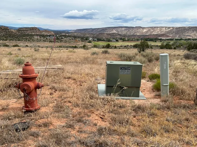 Utilities nearby