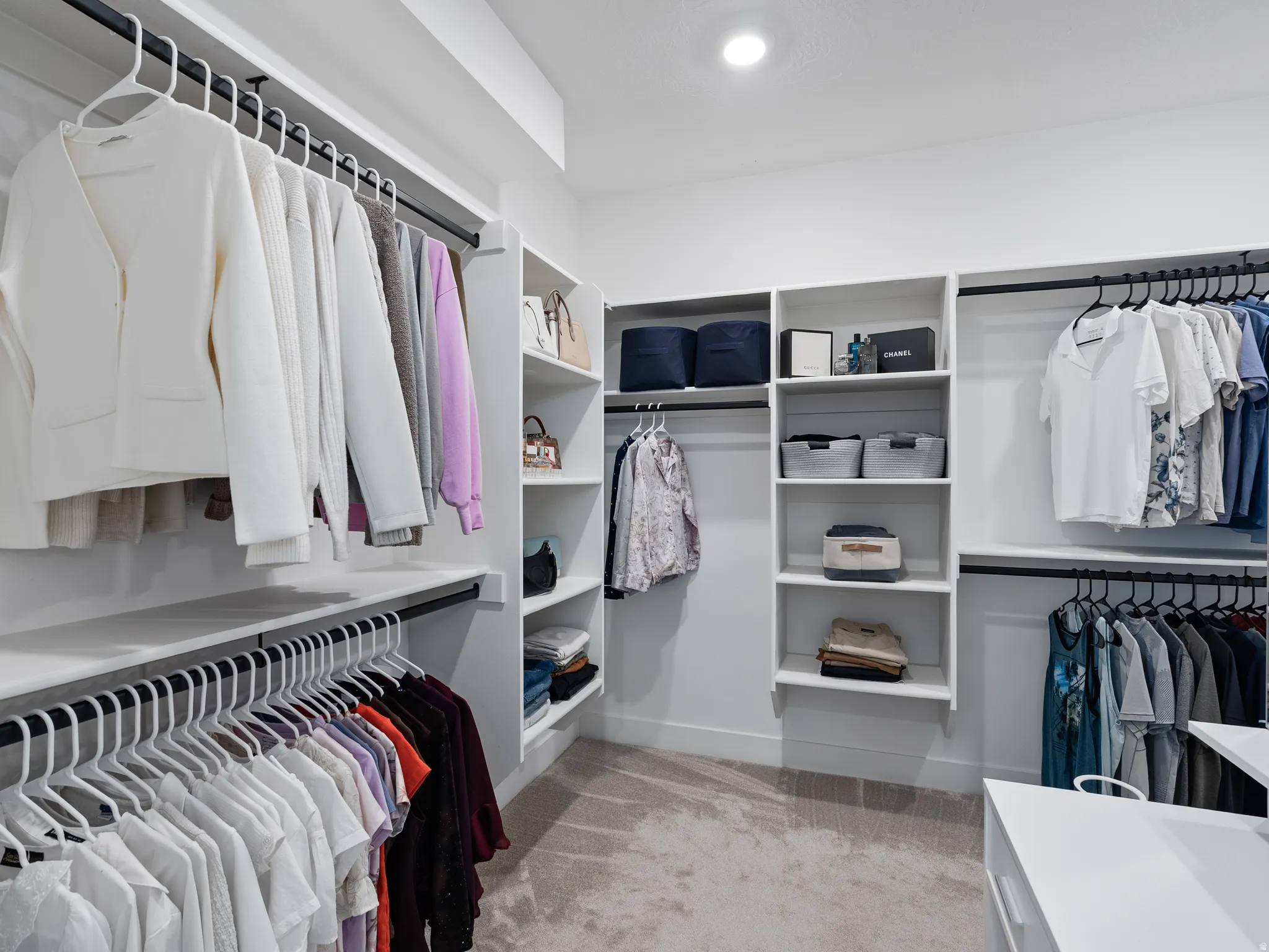 Walk in closet